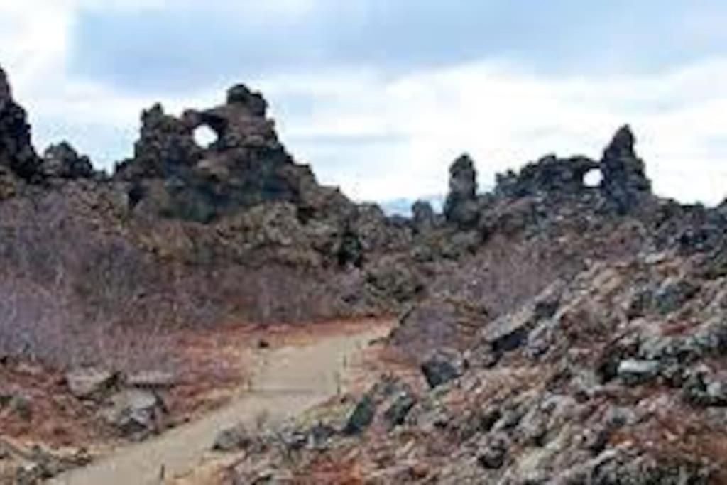 Cabin In The Lava. Near Husavik Skogar  Exterior photo